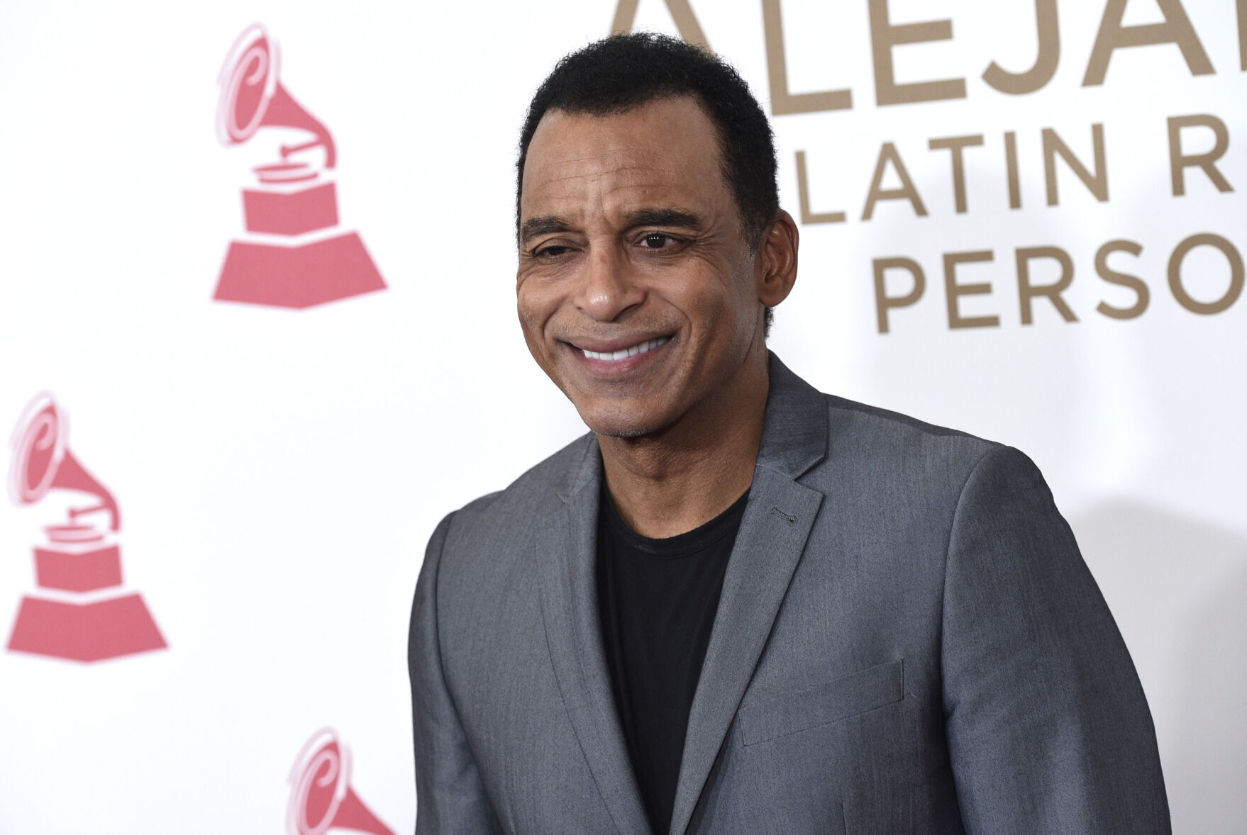 Jon Secada